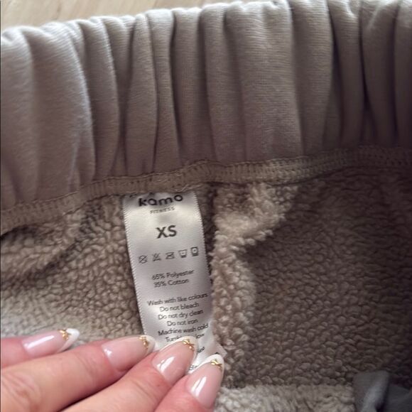 High waisted taupe workout sweat Shorts - Picture 3 of 4